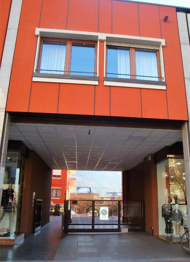 Appartement Lucini Ai Portici à Tirano Extérieur photo